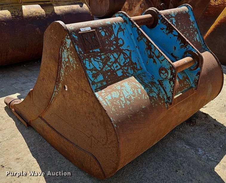 image for item EJ6133 (3) excavator buckets