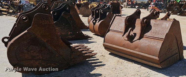 image for item EJ6134 (3) excavator buckets
