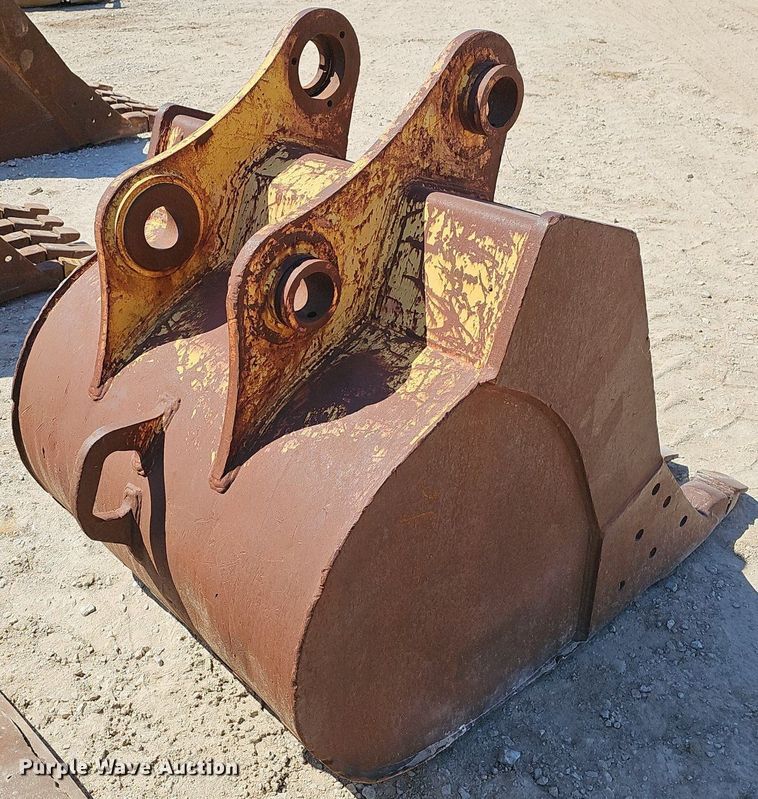 image for item EJ6134 (3) excavator buckets