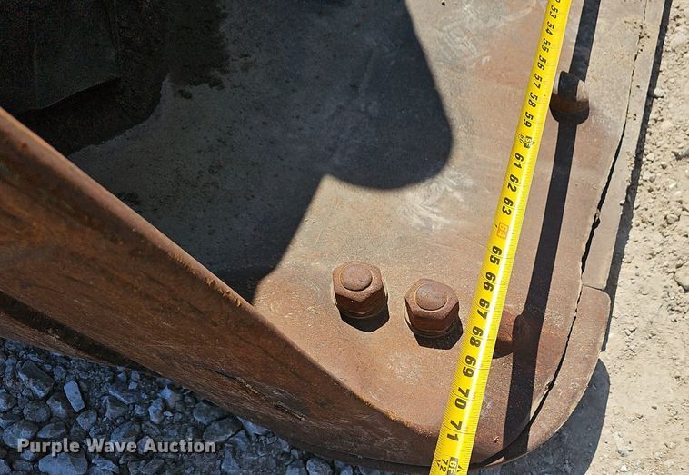 image for item EJ6134 (3) excavator buckets