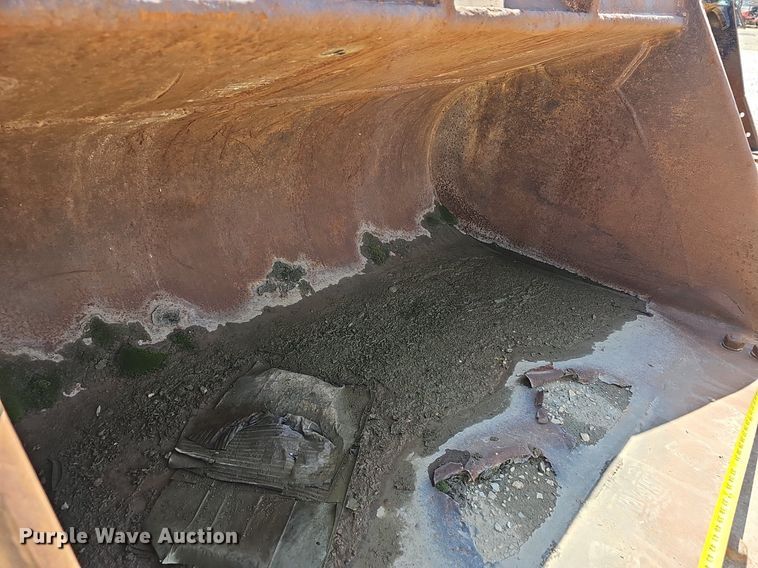 image for item EJ6134 (3) excavator buckets