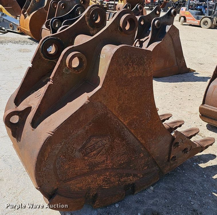 image for item EJ6134 (3) excavator buckets