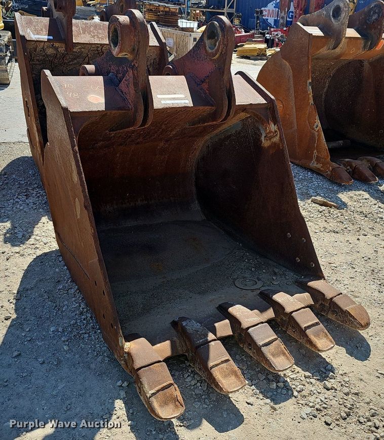 image for item EJ6136  (2) excavator buckets