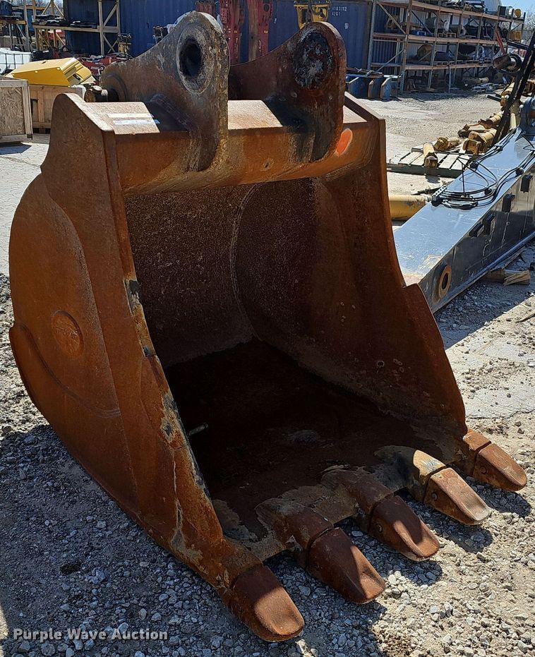 image for item EJ6137 Strickland SK350 excavator bucket