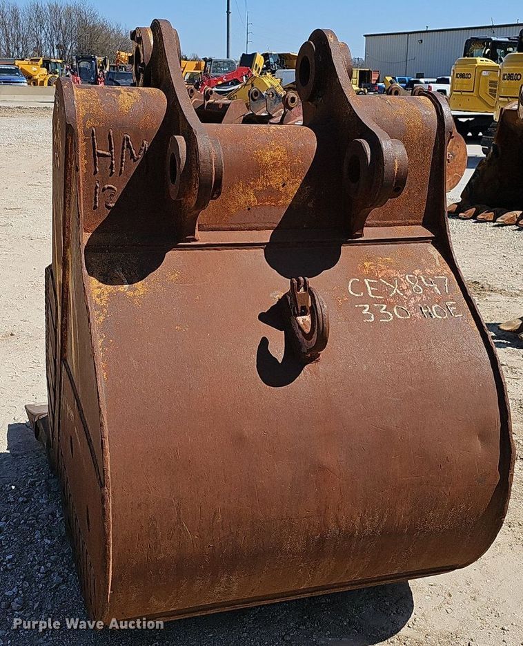 image for item EJ6139 Caterpillar  excavator bucket