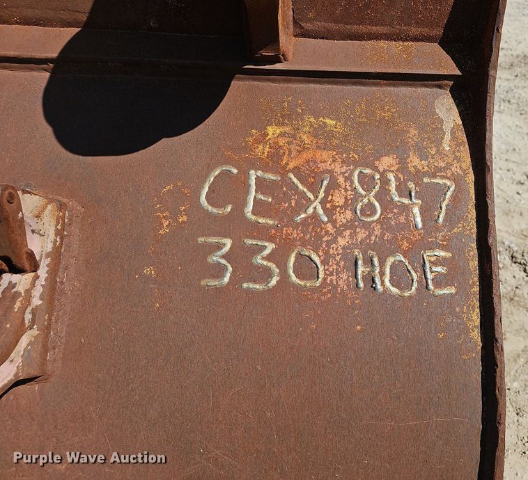 image for item EJ6139 Caterpillar  excavator bucket