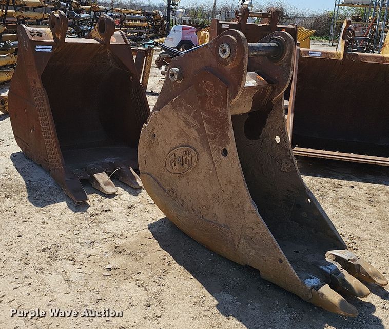 image for item EJ6140 (2) excavator buckets