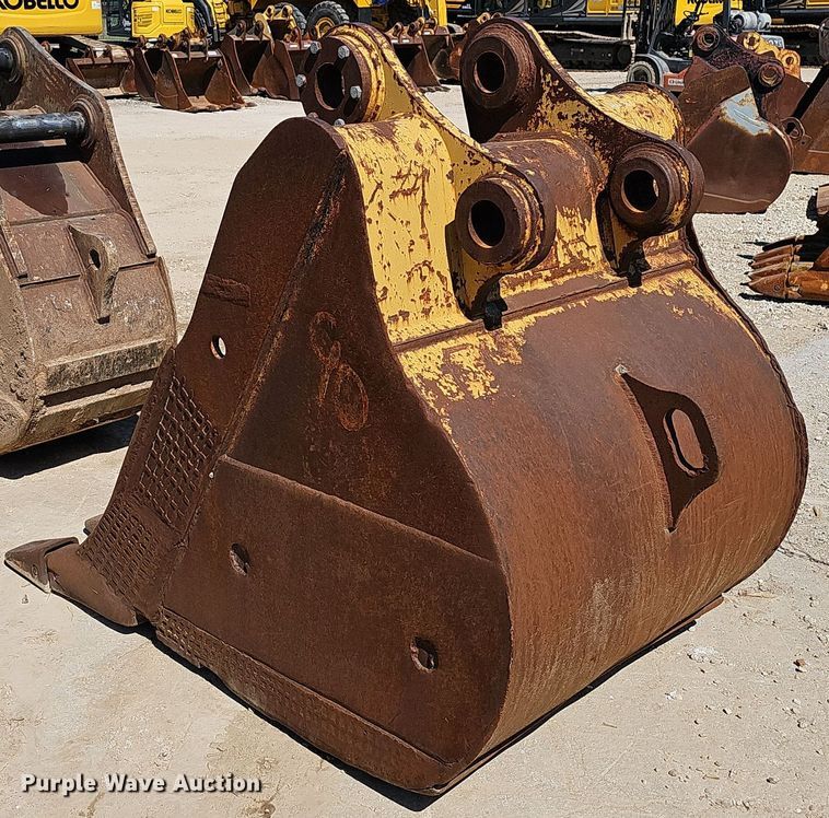 image for item EJ6140 (2) excavator buckets