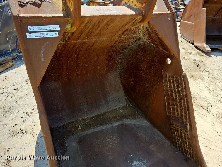 image for item EJ6140 (2) excavator buckets