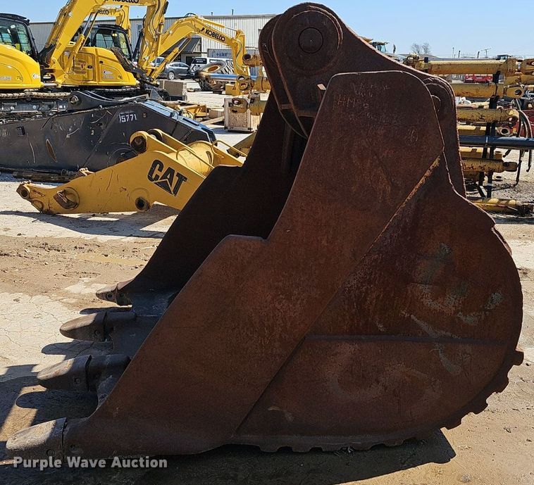 image for item EJ6141 Caterpillar  excavator bucket