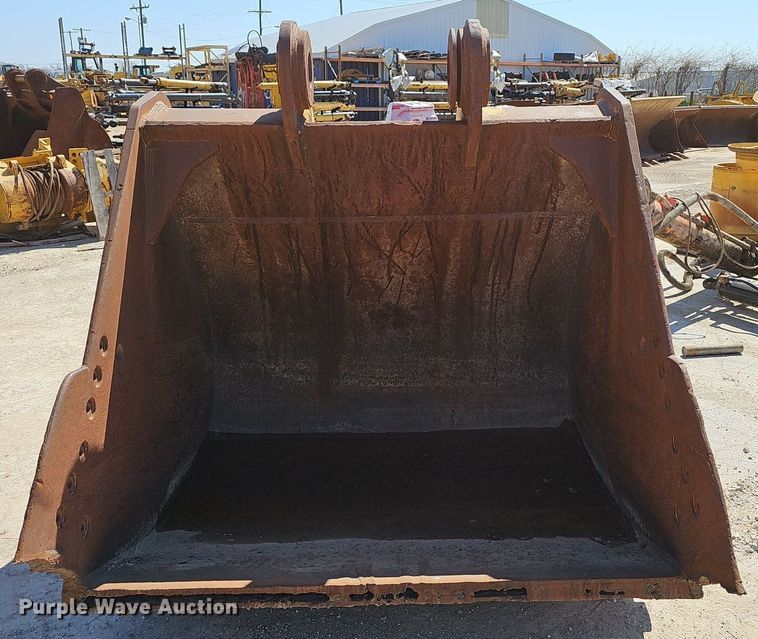 image for item EJ6142 Caterpillar  excavator bucket