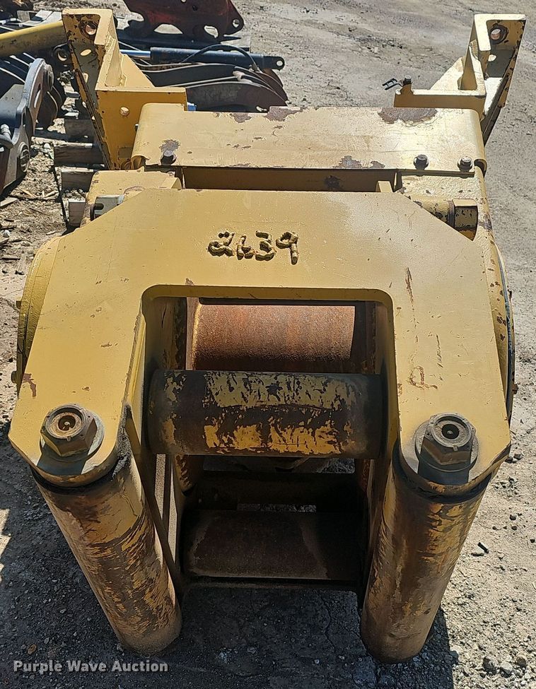 image for item EJ6143 Paccar  PA35 winch