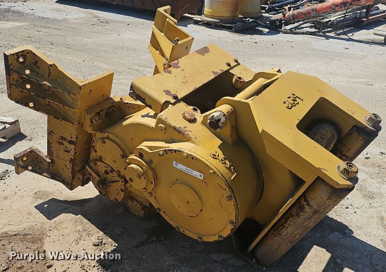 image for item EJ6143 Paccar  PA35 winch