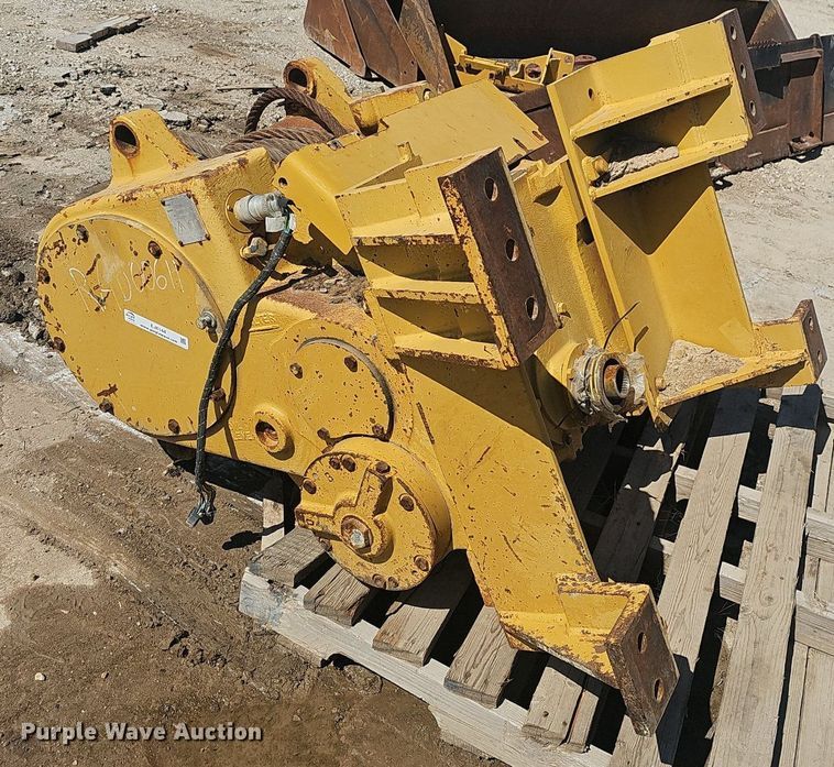 image for item EJ6144 Paccar  PA36-B00 winch