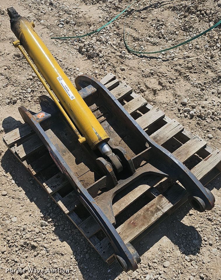 image for item EJ6146 Strickland SK85 excavator thumb