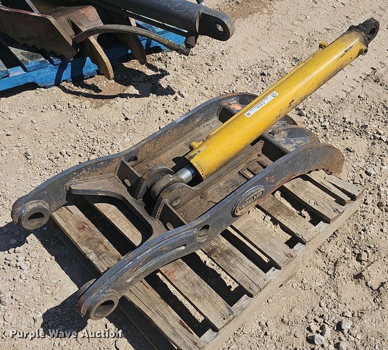 image for item EJ6146 Strickland SK85 excavator thumb