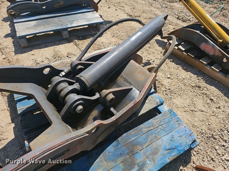 image for item EJ6147 Strickland SK140 excavator thumb