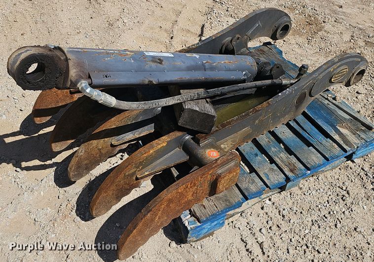 image for item EJ6149 Strickland SK260 excavator thumb