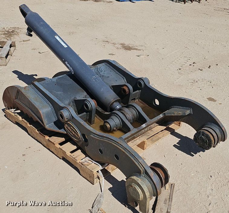 image for item EJ6152 Strickland excavator thumb