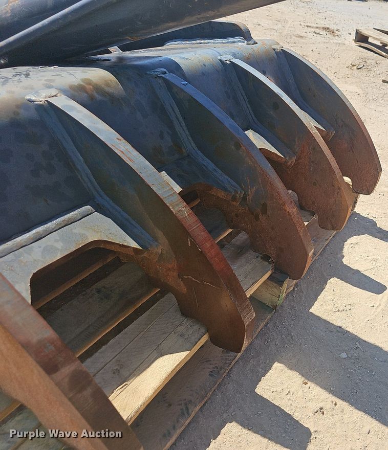 image for item EJ6152 Strickland excavator thumb