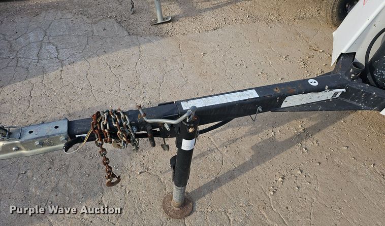 image for item EJ6156 2017 Generac  Magnum light plant