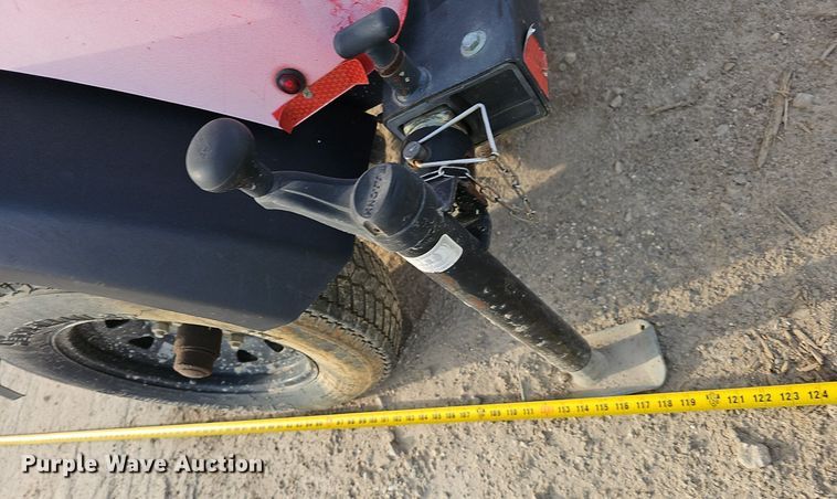 image for item EJ6156 2017 Generac  Magnum light plant