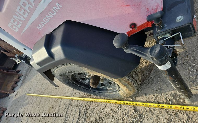 image for item EJ6156 2017 Generac  Magnum light plant