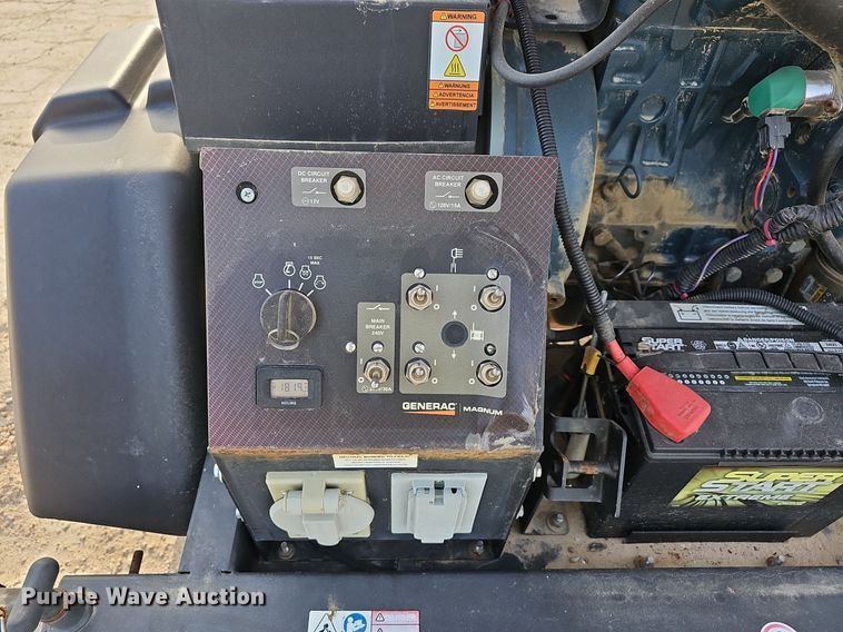 image for item EJ6156 2017 Generac  Magnum light plant