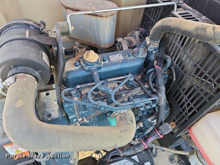 image for item EJ6156 2017 Generac  Magnum light plant