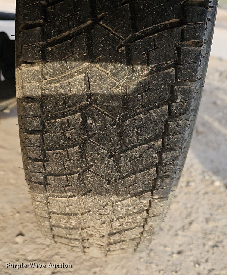 image for item EJ6156 2017 Generac  Magnum light plant