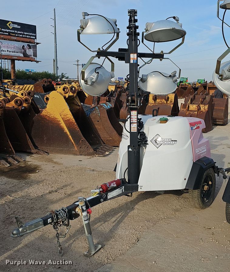 image for item EJ6157 2017 Generac  Magnum  light plant