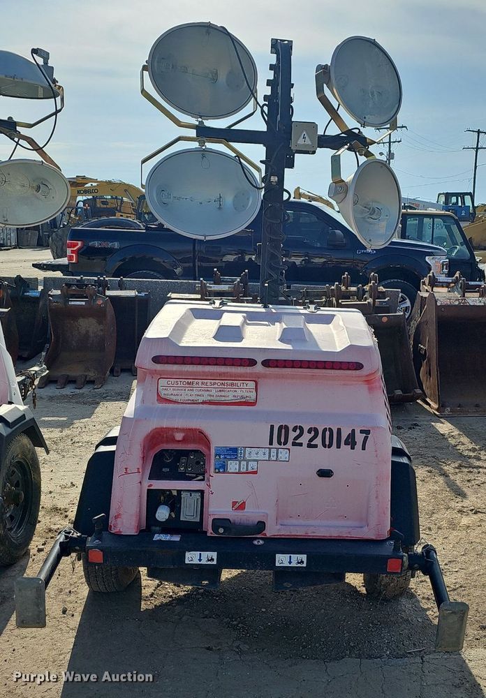 image for item EJ6157 2017 Generac  Magnum  light plant