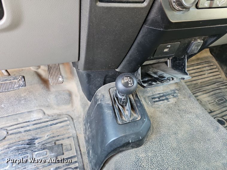 image for item EJ6163 2018 Ford F550 Super Duty XL bucket truck