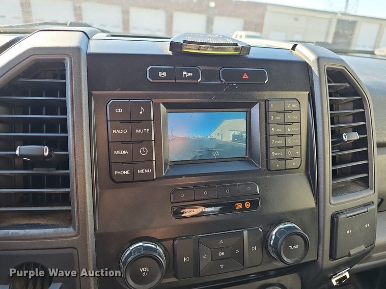 image for item EJ6163 2018 Ford F550 Super Duty XL bucket truck