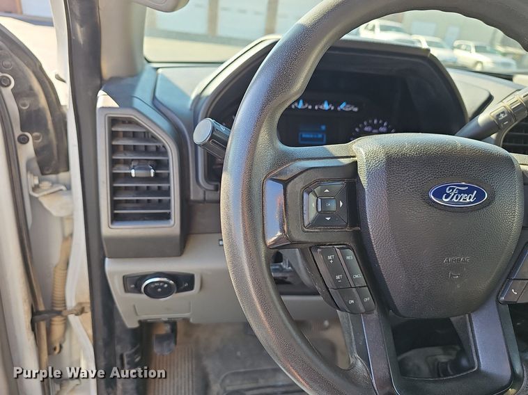 image for item EJ6163 2018 Ford F550 Super Duty XL bucket truck