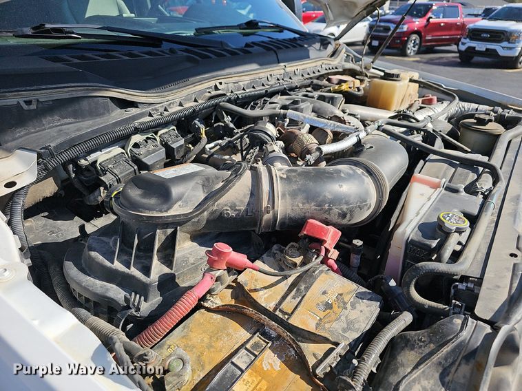 image for item EJ6163 2018 Ford F550 Super Duty XL bucket truck