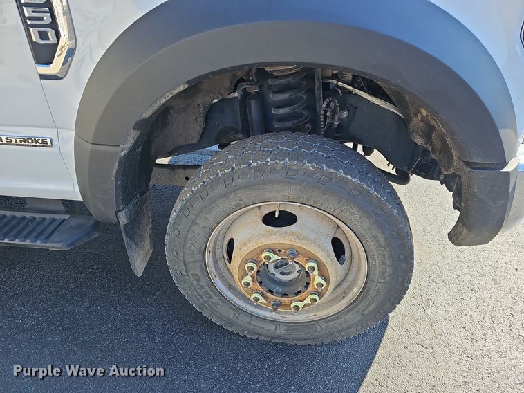 image for item EJ6163 2018 Ford F550 Super Duty XL bucket truck