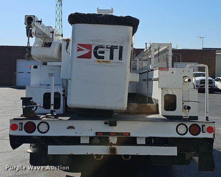 image for item EJ6164 2018 Ford  F550 Super Duty XL bucket truck