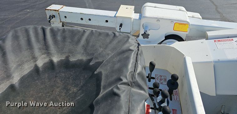 image for item EJ6164 2018 Ford  F550 Super Duty XL bucket truck