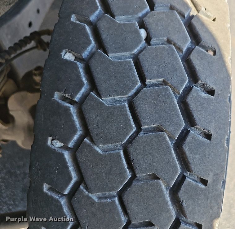 image for item EJ6164 2018 Ford  F550 Super Duty XL bucket truck