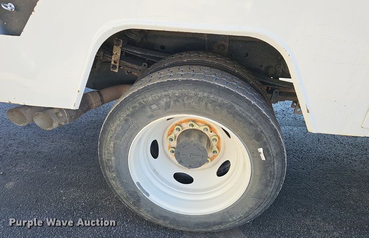 image for item EJ6164 2018 Ford  F550 Super Duty XL bucket truck