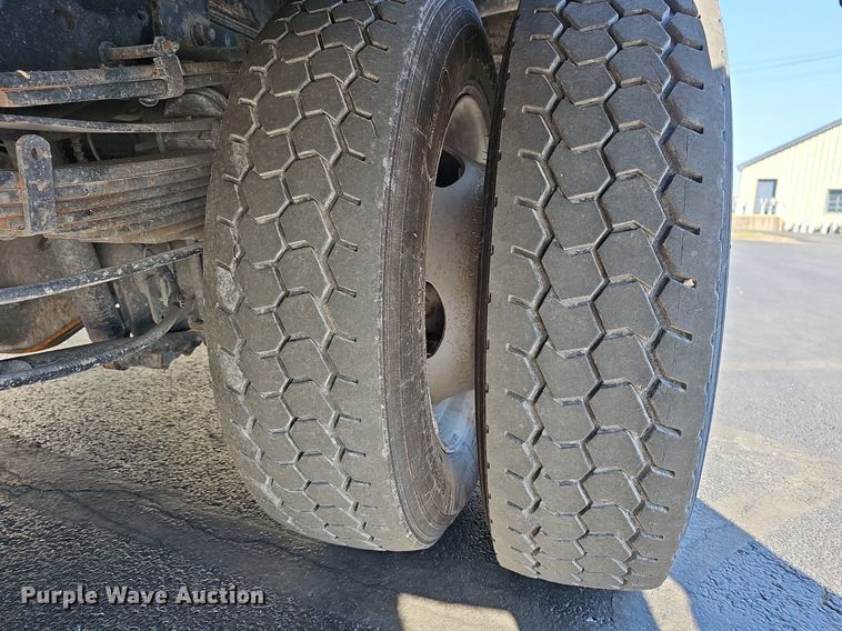 image for item EJ6164 2018 Ford  F550 Super Duty XL bucket truck