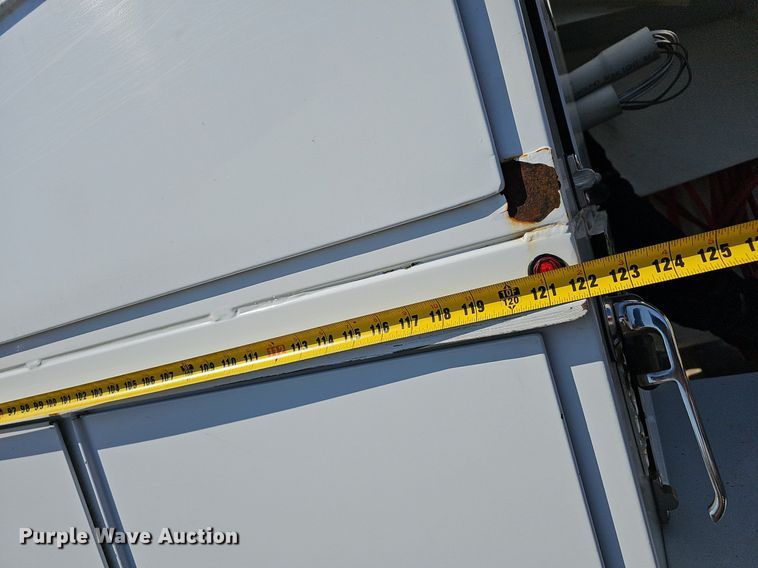 image for item EJ6165 2017 Ford F550 Super Duty XL bucket truck