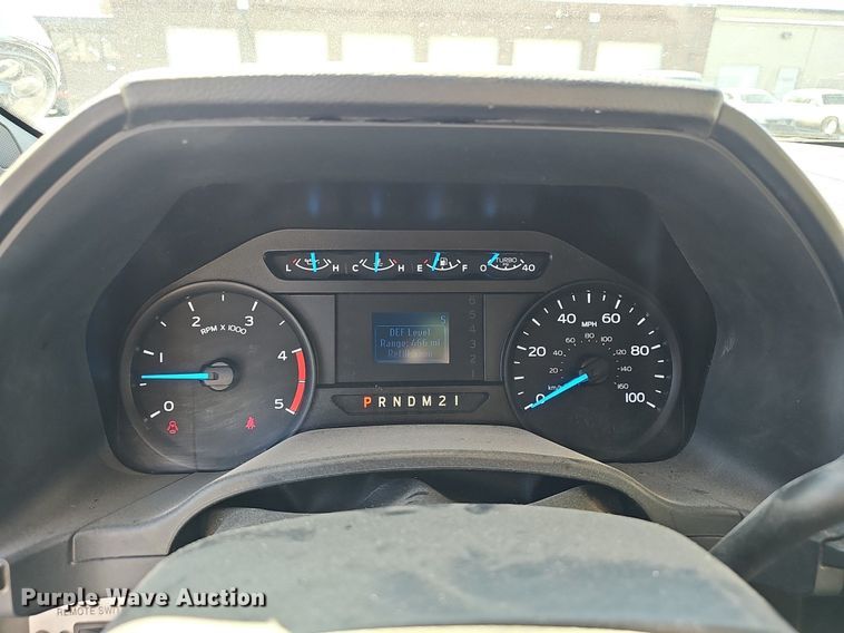 image for item EJ6165 2017 Ford F550 Super Duty XL bucket truck