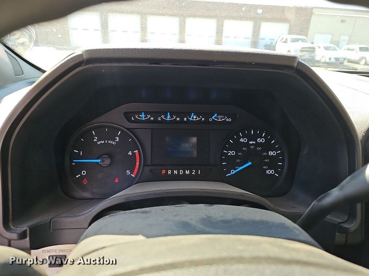 image for item EJ6165 2017 Ford F550 Super Duty XL bucket truck