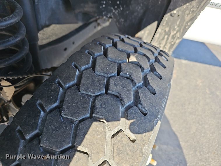 image for item EJ6165 2017 Ford F550 Super Duty XL bucket truck