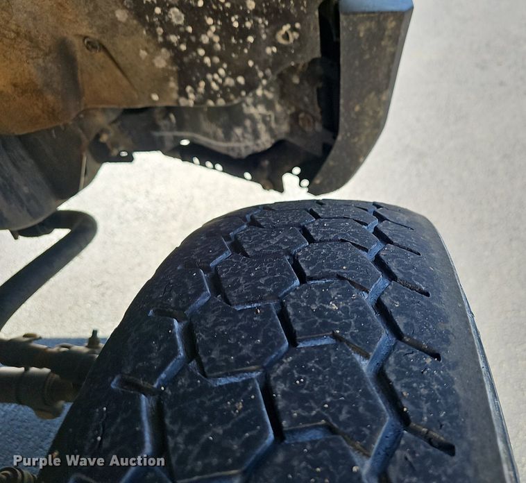 image for item EJ6165 2017 Ford F550 Super Duty XL bucket truck