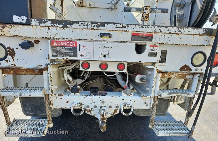 image for item EJ6167 2013 Freightliner Business Class M2 digger derrick truck