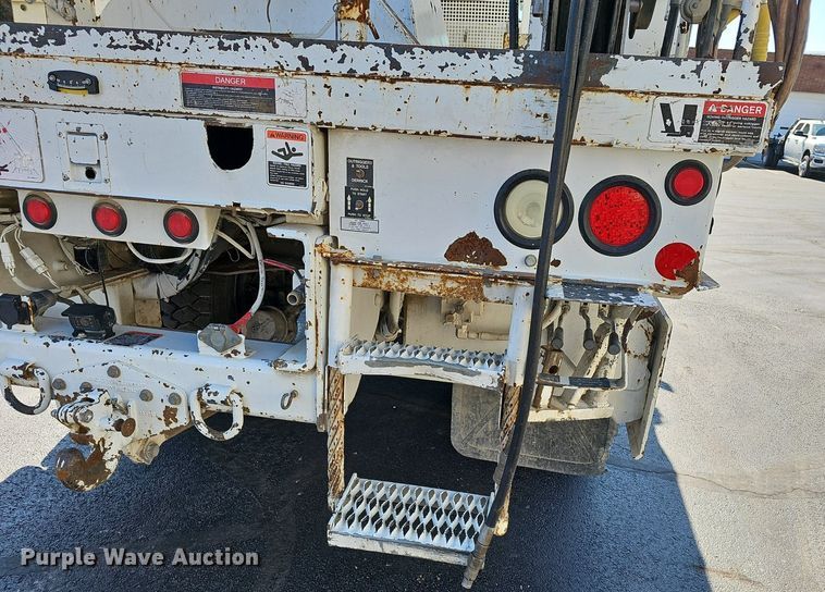 image for item EJ6167 2013 Freightliner Business Class M2 digger derrick truck