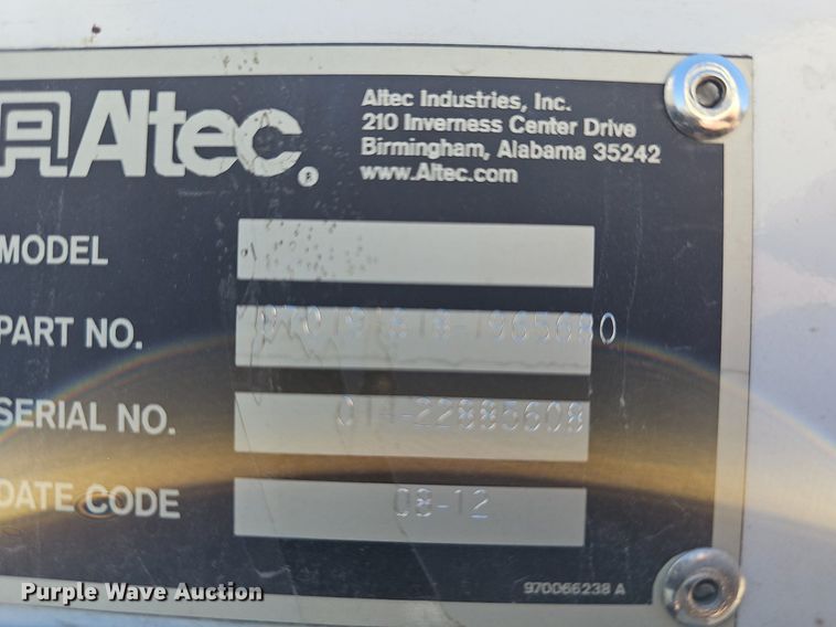 image for item EJ6167 2013 Freightliner Business Class M2 digger derrick truck